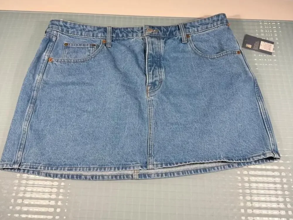 Universal Thread skirt
